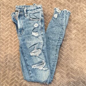 American Eagle Outfitters Women's Light Blue Distressed Skinny Jeans
